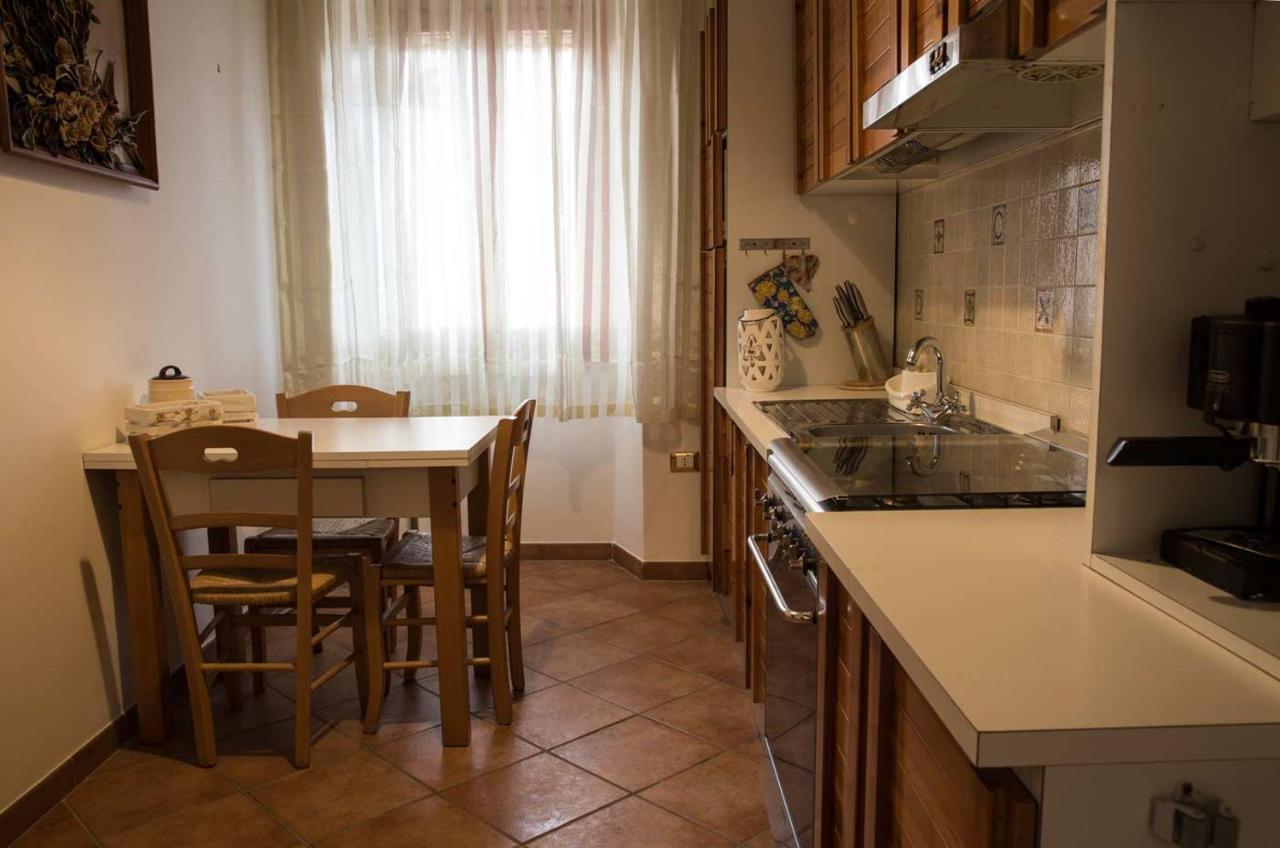 Le Pinelle Bed and Breakfast Terni Eksteriør billede